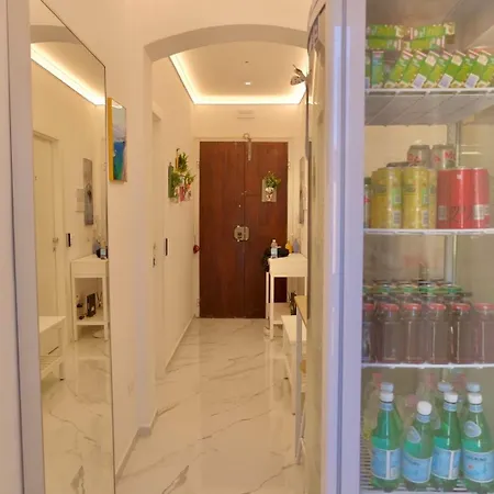 Homestay 98 House La Spezia